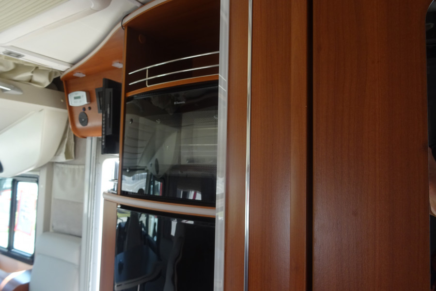 MOBILVETTA YACHT 89