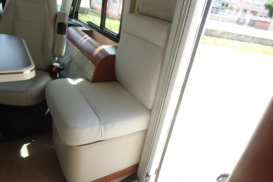 MOBILVETTA YACHT 89