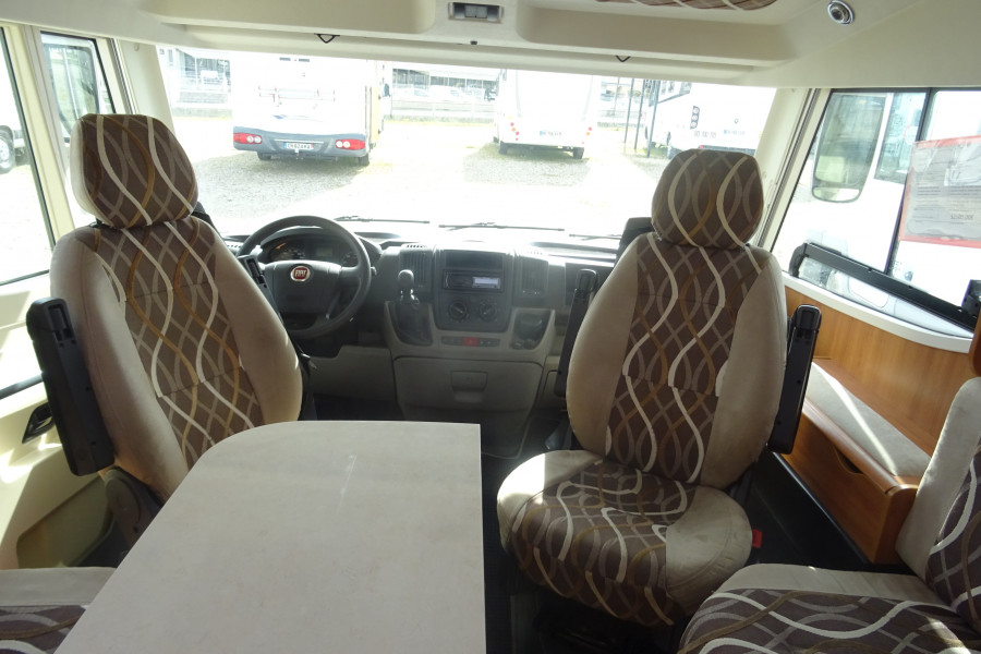 RAPIDO 983 F