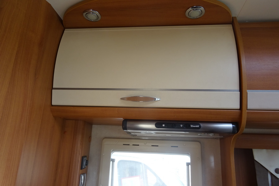 RAPIDO 983 F