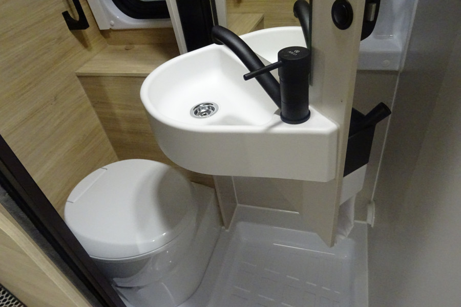 CHAUSSON V 594 ROAD SPORT LINE  MODELE 2027