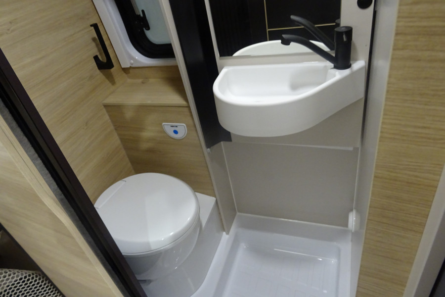 CHAUSSON V 594 ROAD SPORT LINE  MODELE 2027