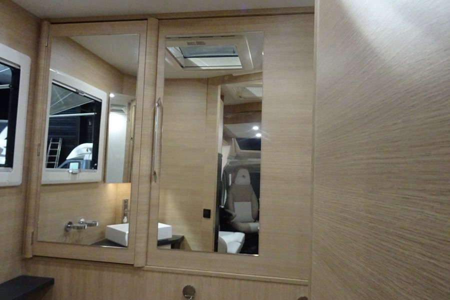 RAPIDO 606F MODELE 2027