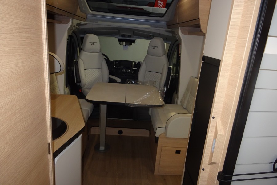 RAPIDO 696 OL  MODELE 2027