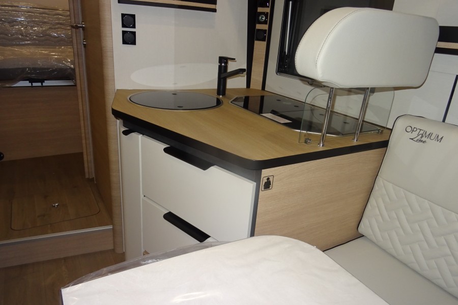 RAPIDO 696 OL  MODELE 2027