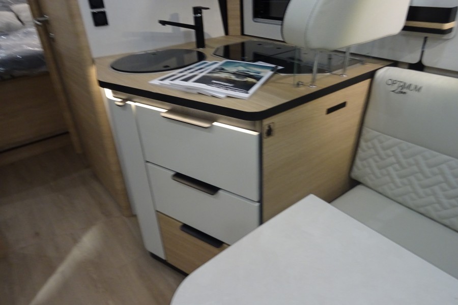 RAPIDO 896 OL MODELE 2027