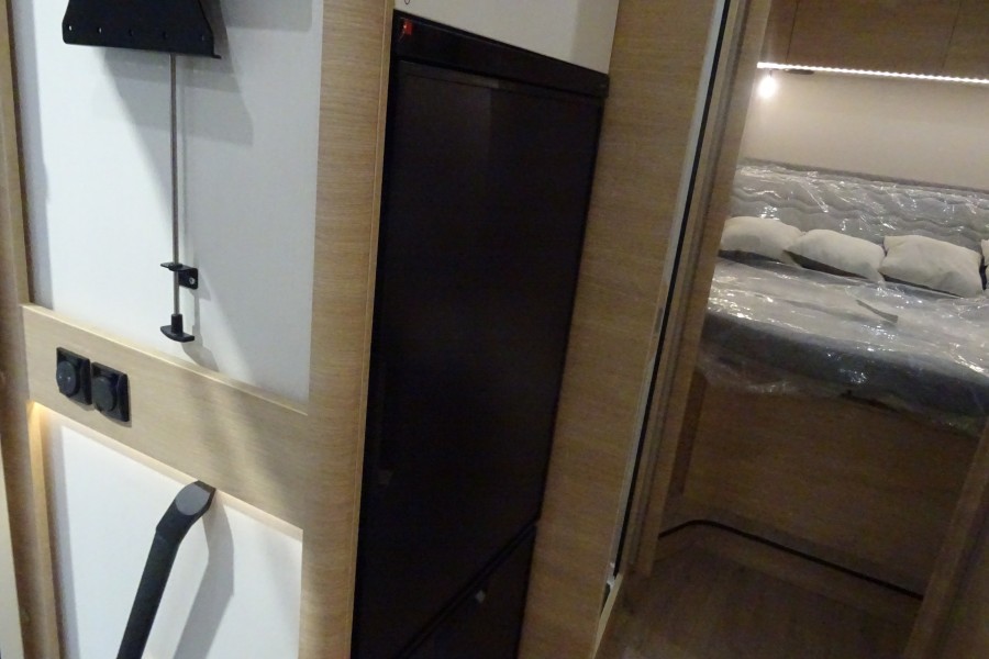 RAPIDO 896 OL MODELE 2027