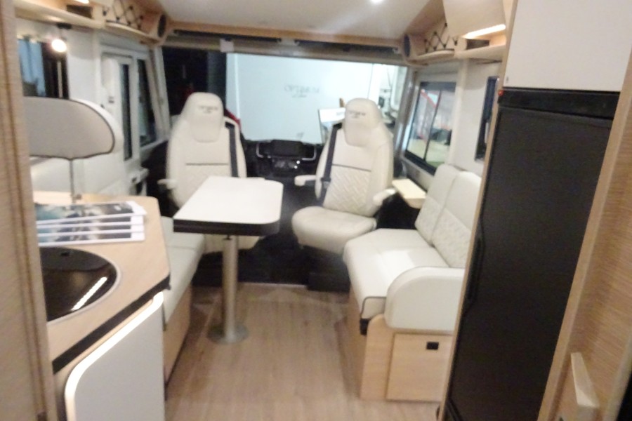 RAPIDO 896 OL MODELE 2027