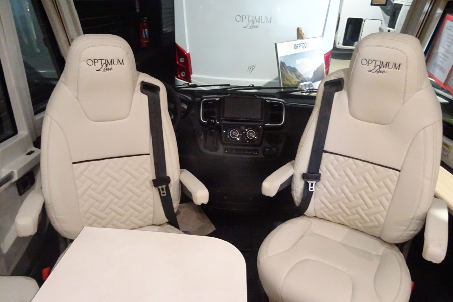 RAPIDO 896 OL MODELE 2027