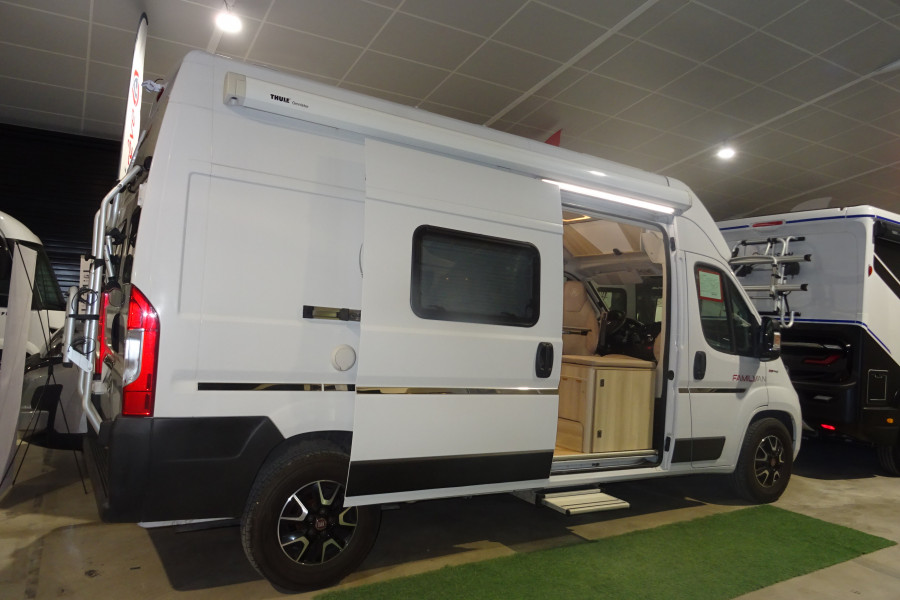 CAMPEREVE FAMILY VAN