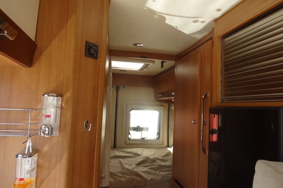 CAMPEREVE MAGELLAN 643