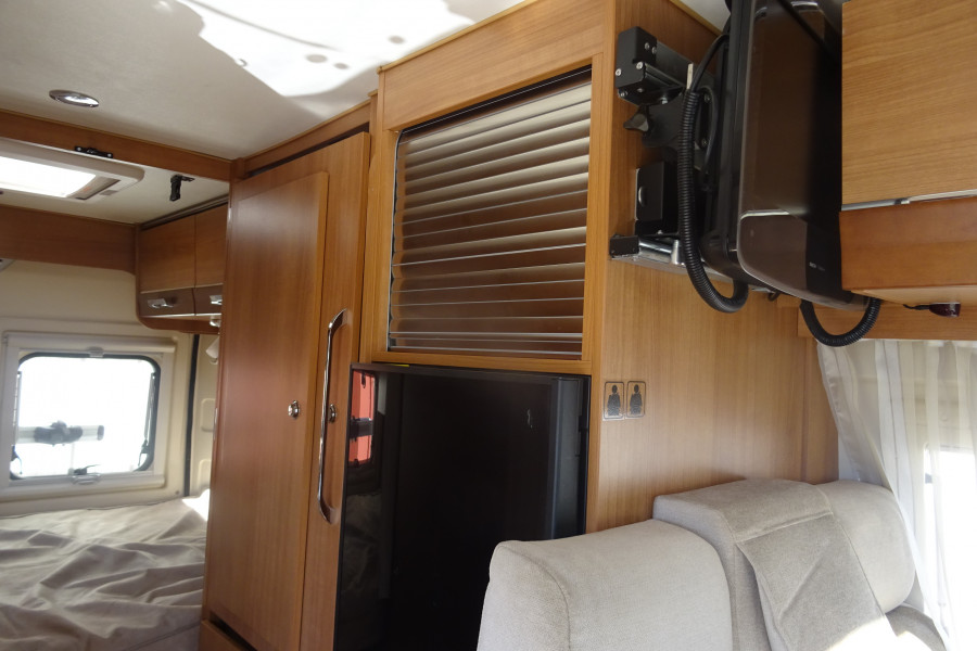 CAMPEREVE MAGELLAN 643