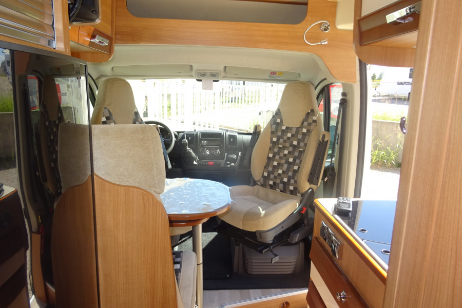 CAMPEREVE MAGELLAN 643