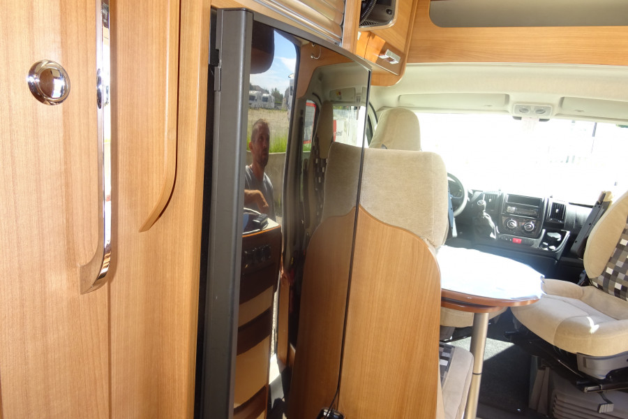 CAMPEREVE MAGELLAN 643