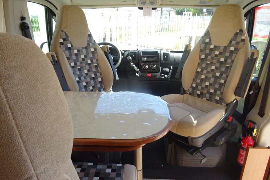 CAMPEREVE MAGELLAN 643