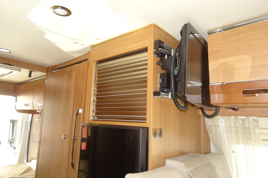 CAMPEREVE MAGELLAN 643