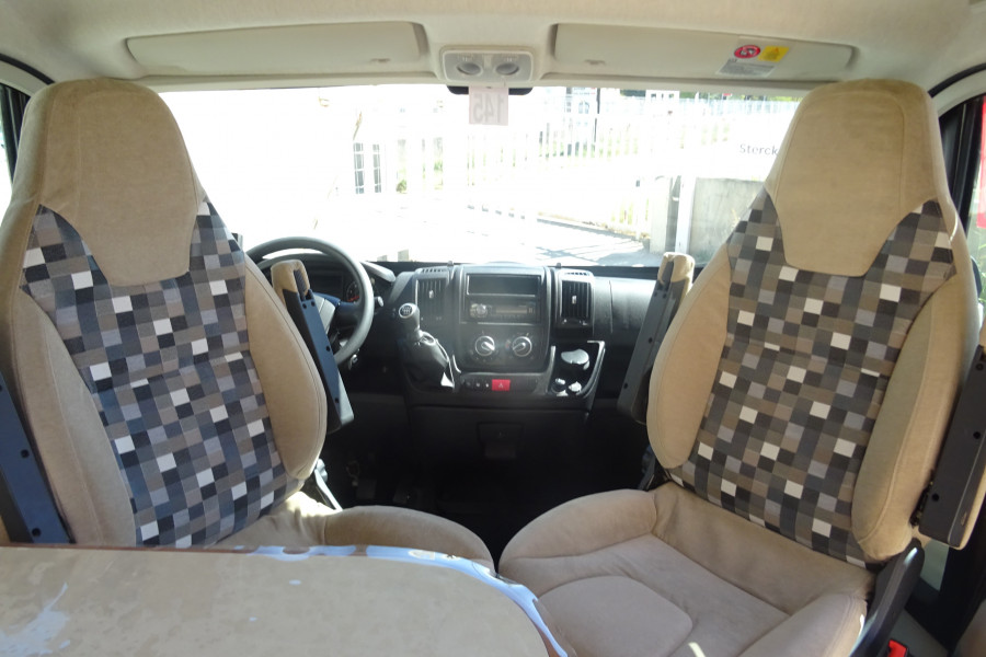 CAMPEREVE MAGELLAN 643
