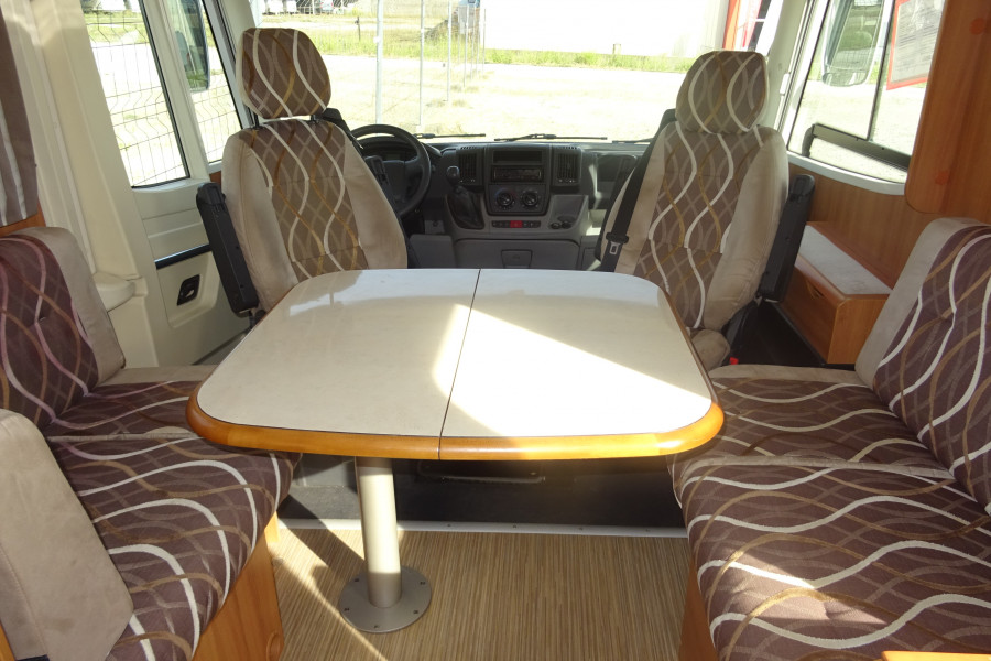 RAPIDO 983 F