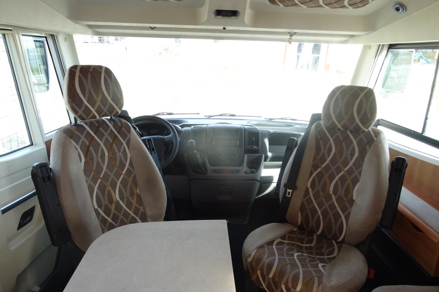 RAPIDO 983 F