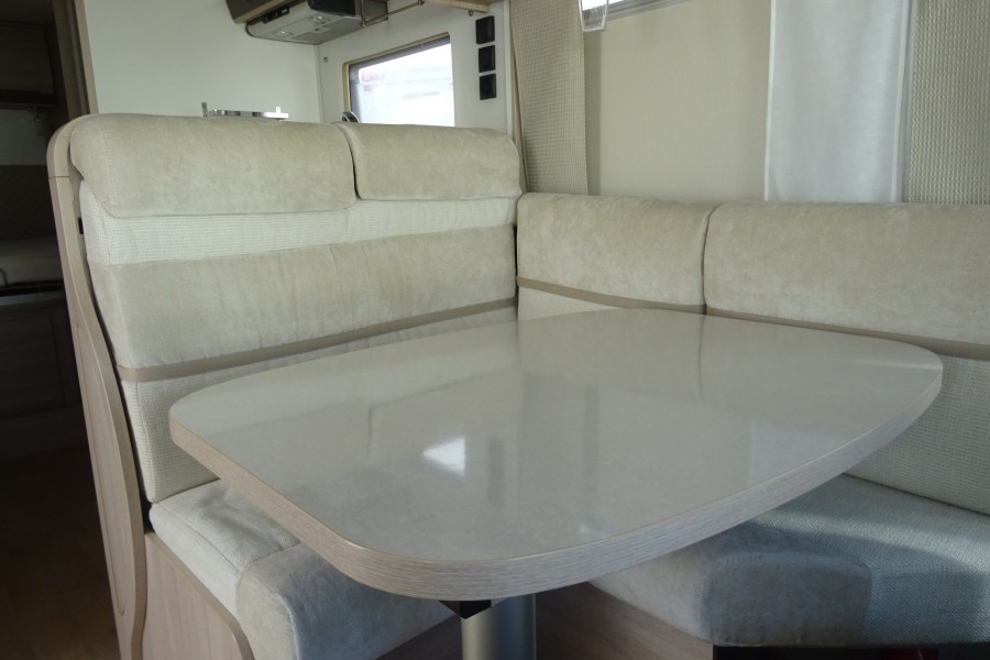 RAPIDO 890 F